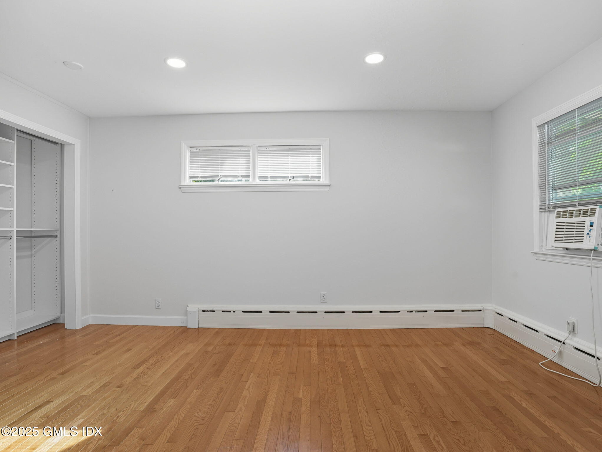 76 Plymouth Road Stamford, CT 06906 - Photo 11 of 47 14-web-or-mls-76-plymouth-rd