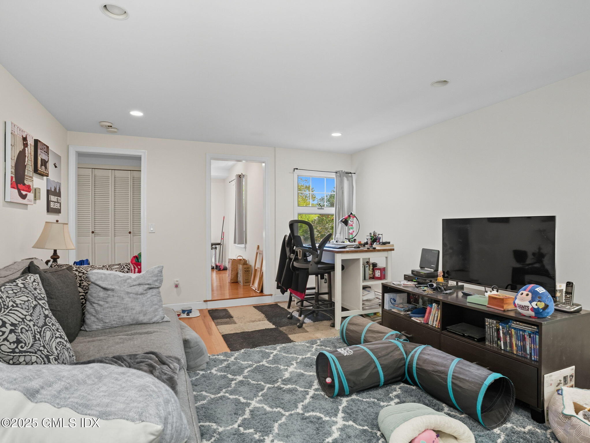 76 Plymouth Road Stamford, CT 06906 - Photo 26 of 47 30-web-or-mls-76-plymouth-rd