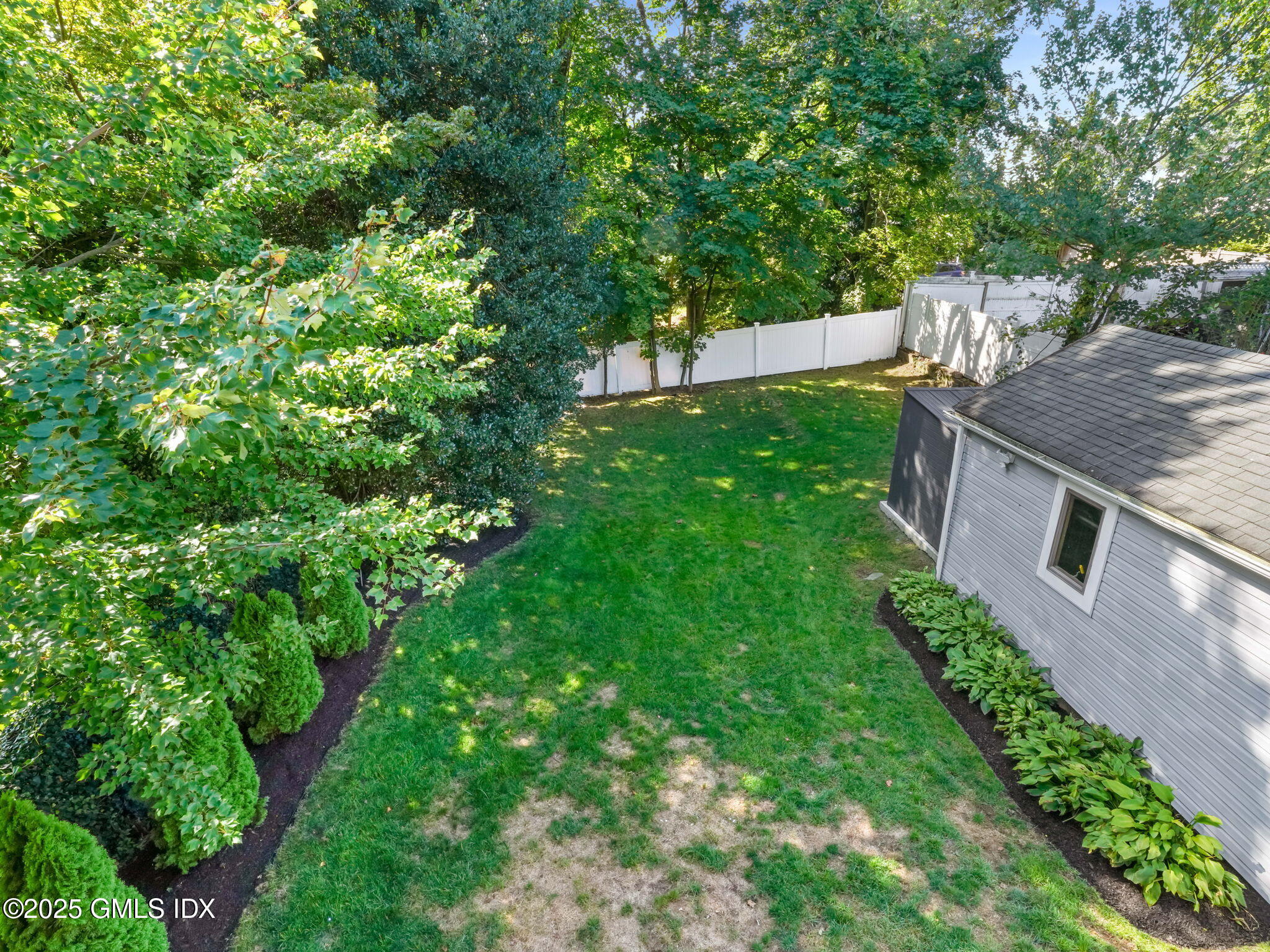 76 Plymouth Road Stamford, CT 06906 - Photo 35 of 47 36-web-or-mls-76-plymouth-rd