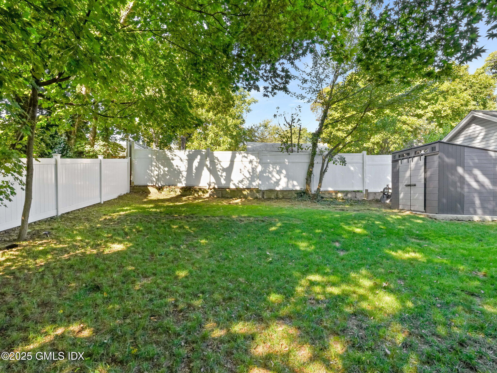 76 Plymouth Road Stamford, CT 06906 - Photo 40 of 47 41-web-or-mls-76-plymouth-rd