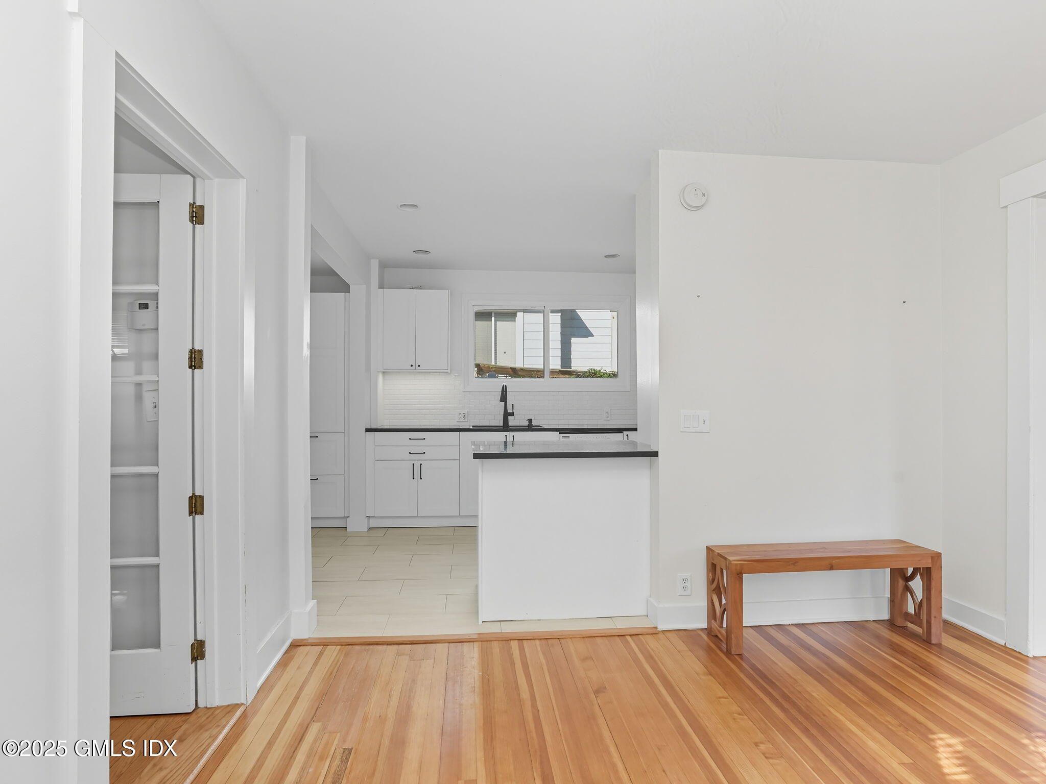 76 Plymouth Road Stamford, CT 06906 - Photo 6 of 47 8-web-or-mls-76-plymouth-rd