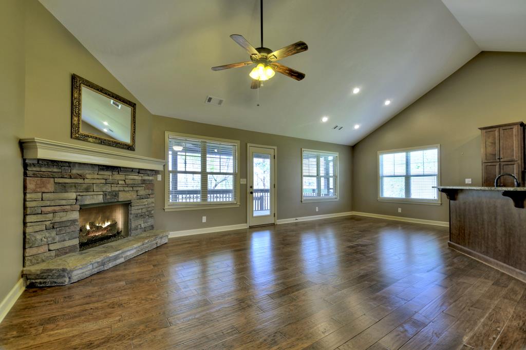110 Lindsey Lane Blue Ridge, GA 30513 - Photo 2 of 32 Gallery Image 2