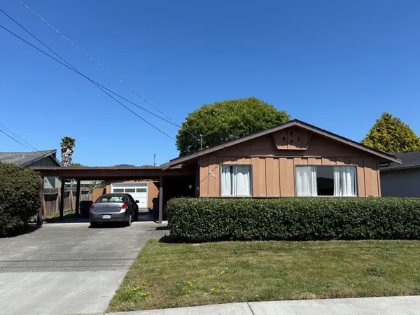 $369,000 | 1006 Lawndale Drive, Fortuna, CA 95540
