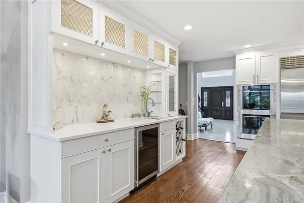 $1,799,000 | 61 Bayview Avenue, Massapequa, NY 11758
