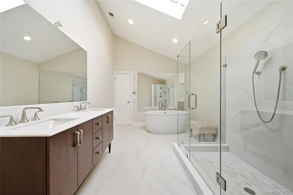 $1,799,000 | 61 Bayview Avenue, Massapequa, NY 11758