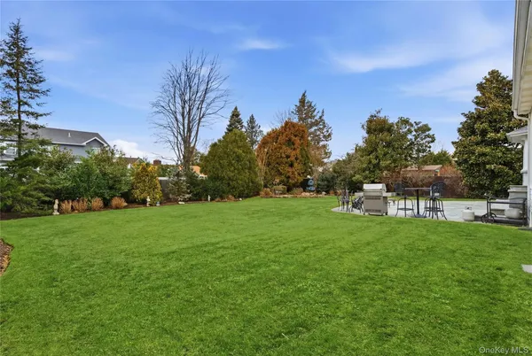 $1,799,000 | 61 Bayview Avenue, Massapequa, NY 11758
