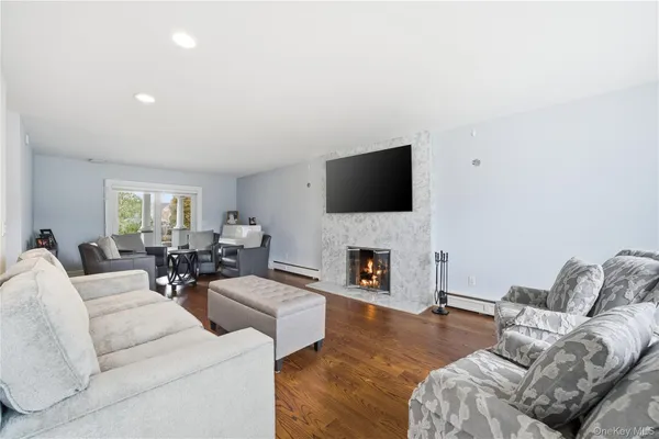 $1,799,000 | 61 Bayview Avenue, Massapequa, NY 11758