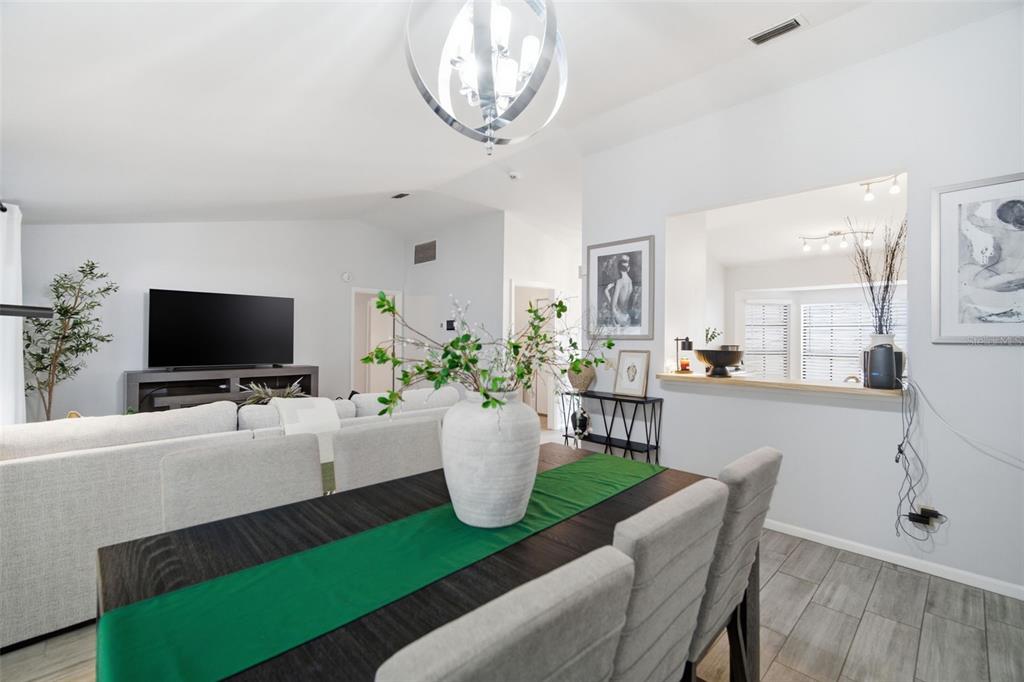 1909 Landside Drive Valrico, FL 33594 - Photo 13 of 36