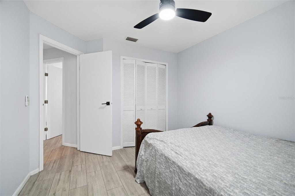 1909 Landside Drive Valrico, FL 33594 - Photo 27 of 36