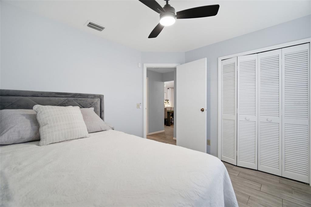 1909 Landside Drive Valrico, FL 33594 - Photo 30 of 36