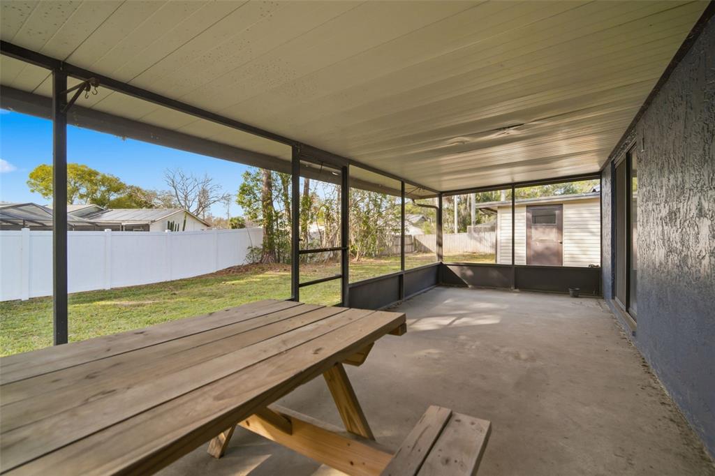 1909 Landside Drive Valrico, FL 33594 - Photo 33 of 36