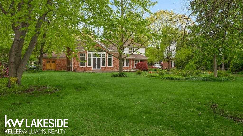 711 South Oxford Road Grosse Pointe Woods, MI 48236 - Photo 39 of 56