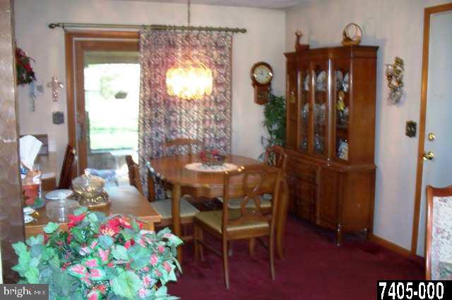5233 Grandview Road Hanover, PA 17331 - Photo 4 of 25