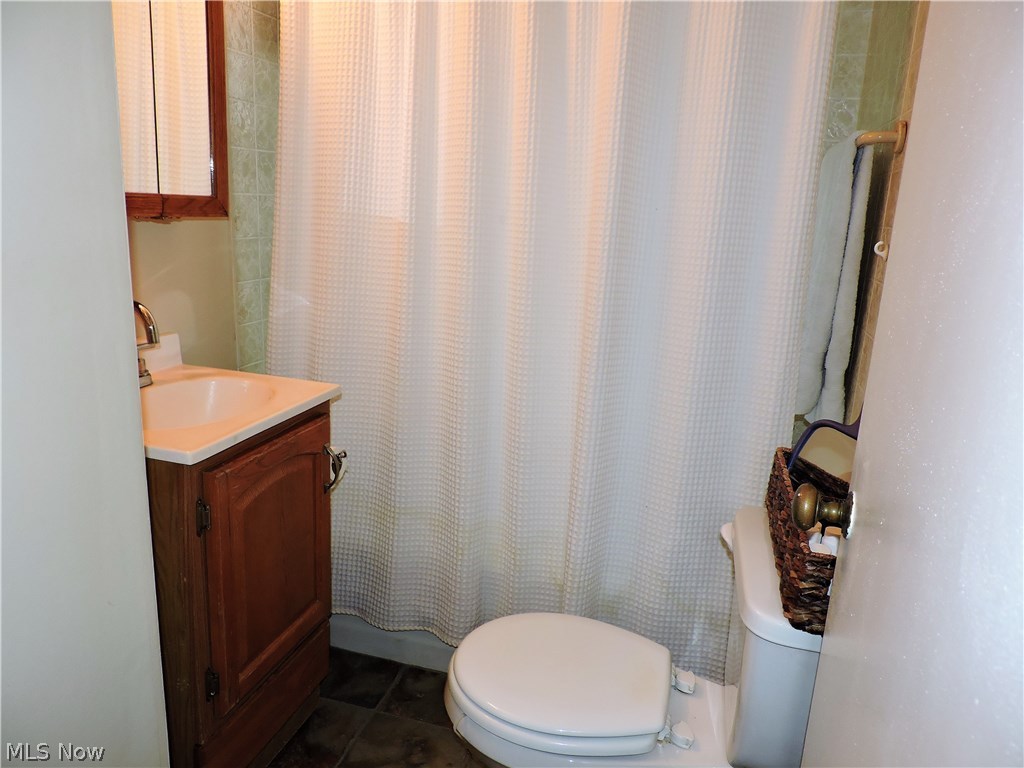 37798 Butternut Ridge Road North Ridgeville, OH 44039 - Photo 5 of 17 Full Bath