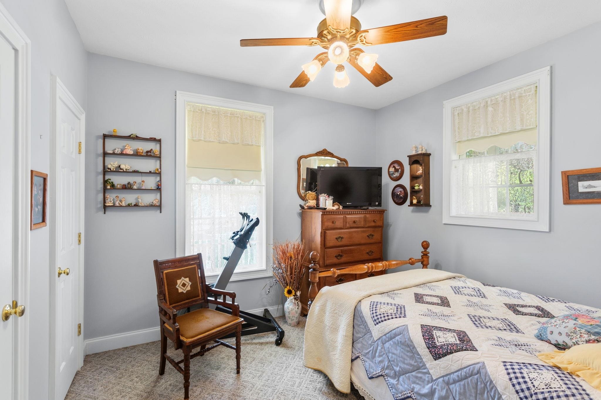 131 Rural Drive Mount Solon, VA 22843 - Photo 16 of 43 Front spare bedroom.
