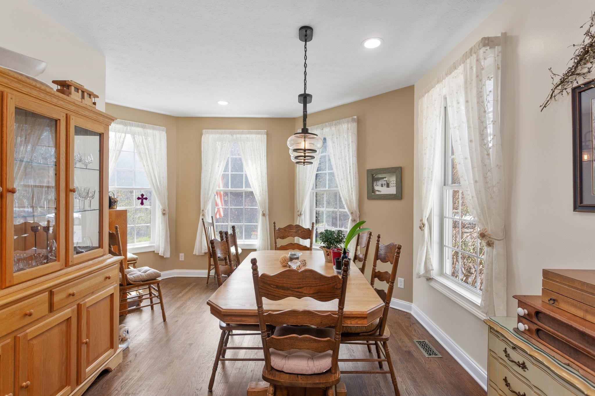 131 Rural Drive Mount Solon, VA 22843 - Photo 10 of 43 Dining