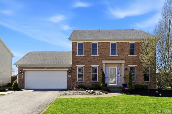 $479,900 | 45 Summerfield Drive, Lancaster, NY 14086