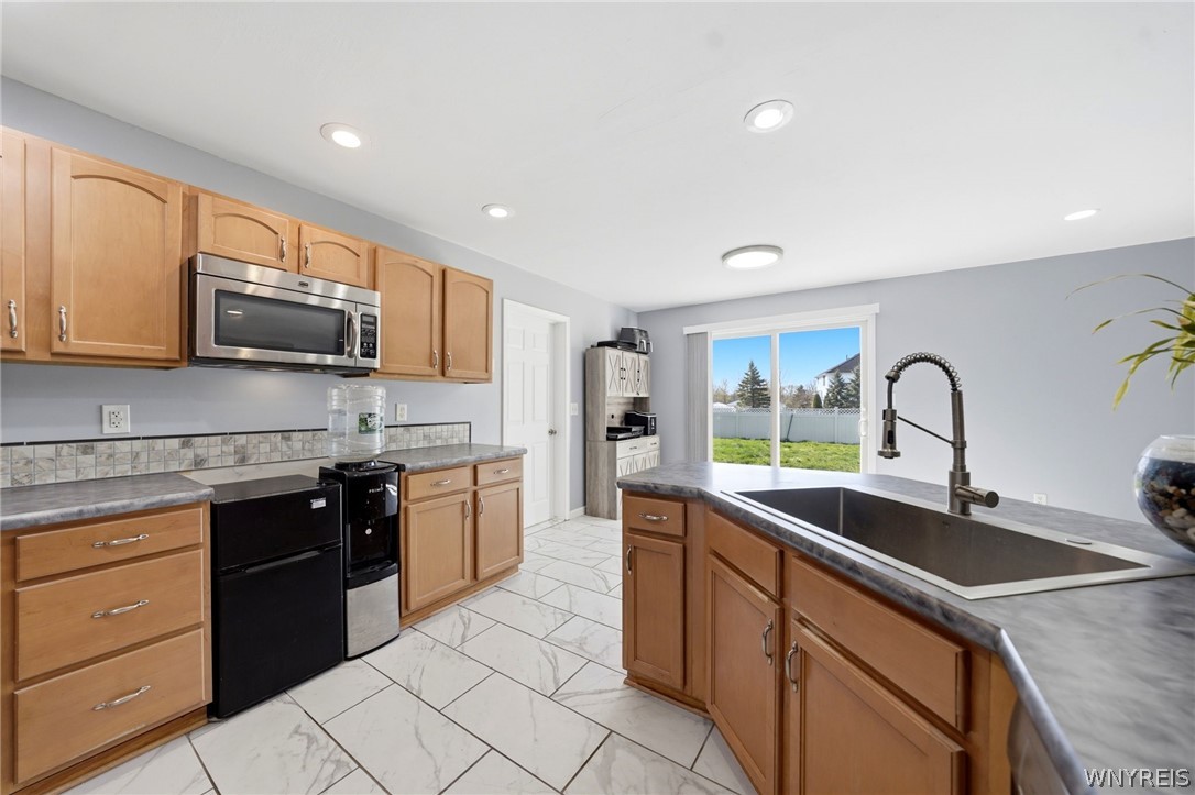 45 Summerfield Drive Lancaster, NY 14086 - Photo 14 of 50