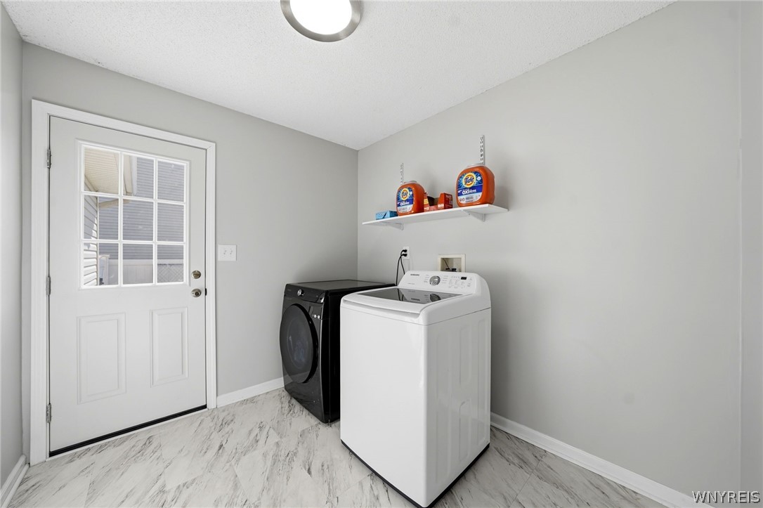 45 Summerfield Drive Lancaster, NY 14086 - Photo 25 of 50