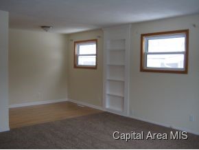 2301 East Wilshire Road Springfield, IL 62703 - Photo 3 of 13