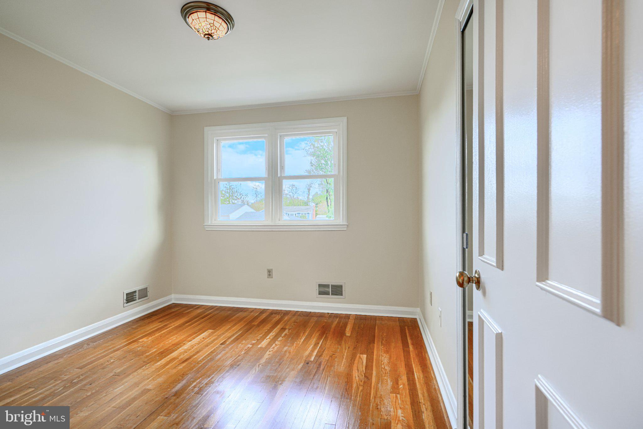 8 Felton Road Lutherville-Timonium, MD 21093 - Photo 29 of 42 Bright and airy room with natural light.