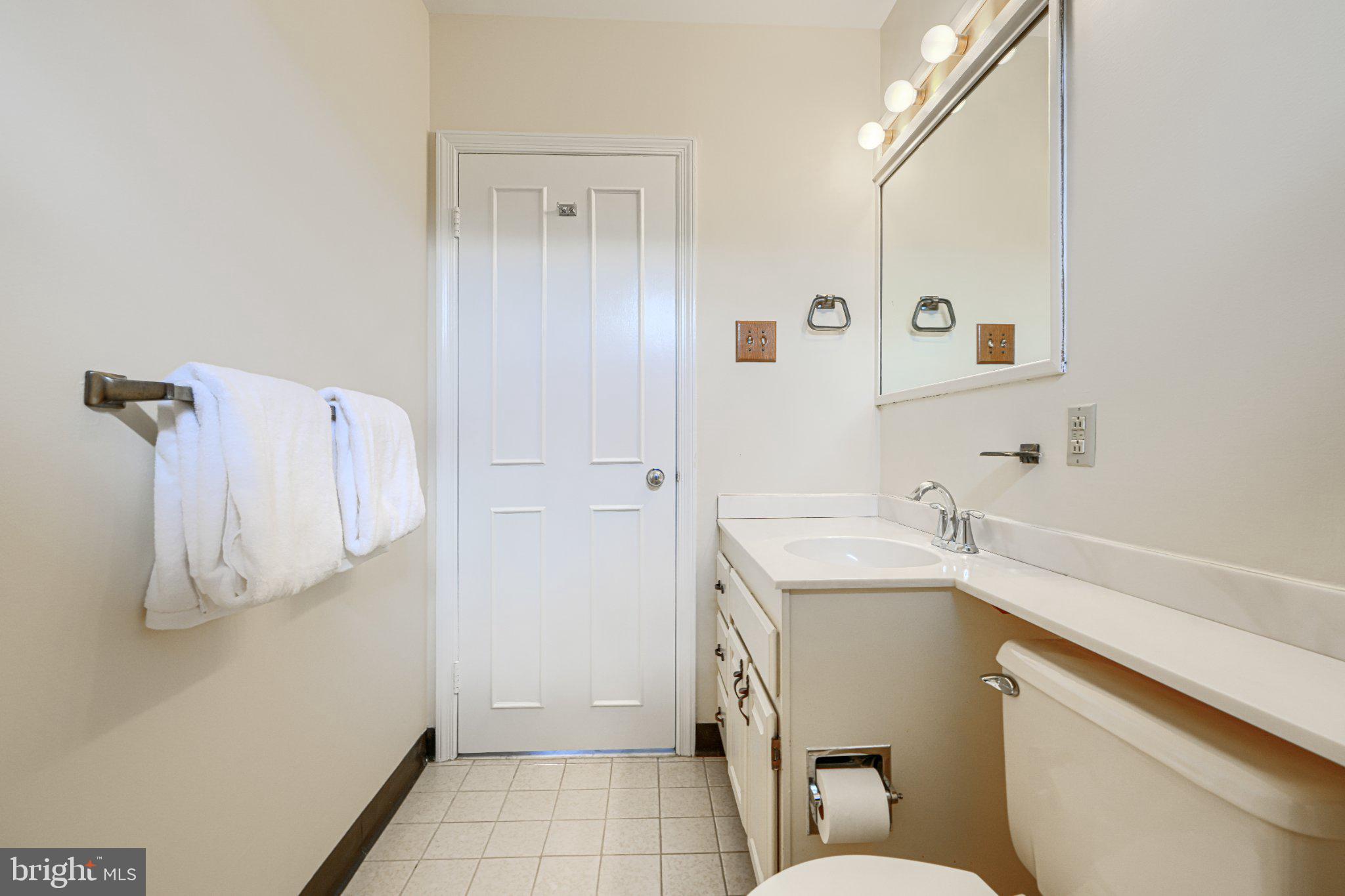 8 Felton Road Lutherville-Timonium, MD 21093 - Photo 32 of 42 Bright and inviting bathroom retreat.