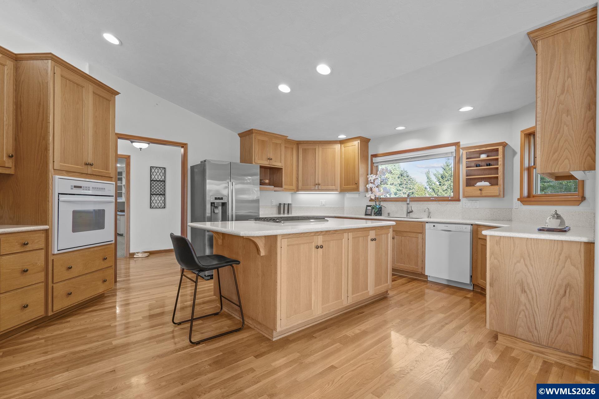33844 White Oak Road Corvallis, OR 97333 - Photo 7 of 30