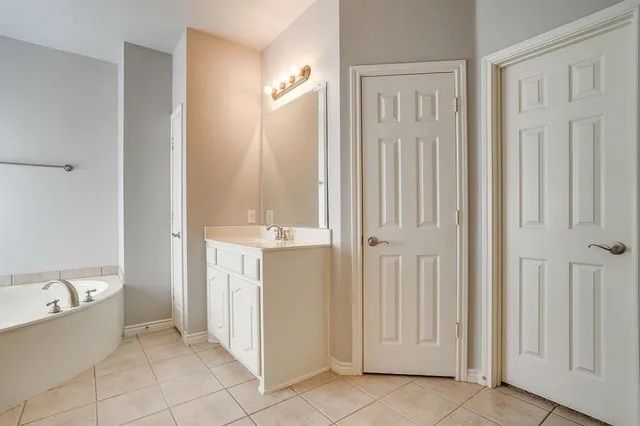 a bathroom with a bathtub