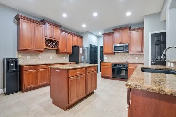 $750,000 | 2551 Wyndam Bay Place, Apopka, FL 32703