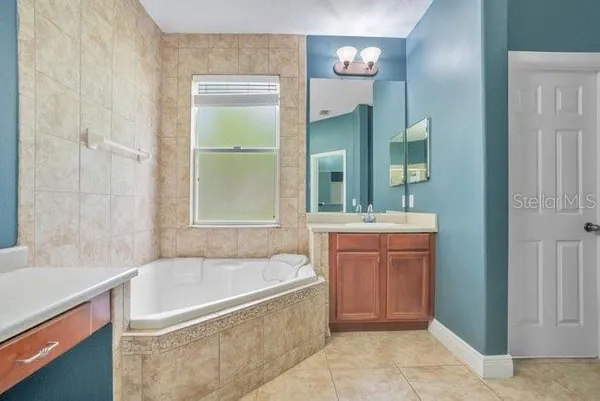 $750,000 | 2551 Wyndam Bay Place, Apopka, FL 32703