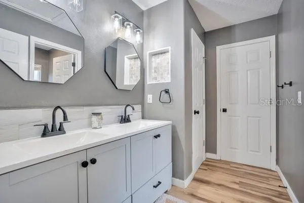 $750,000 | 2551 Wyndam Bay Place, Apopka, FL 32703