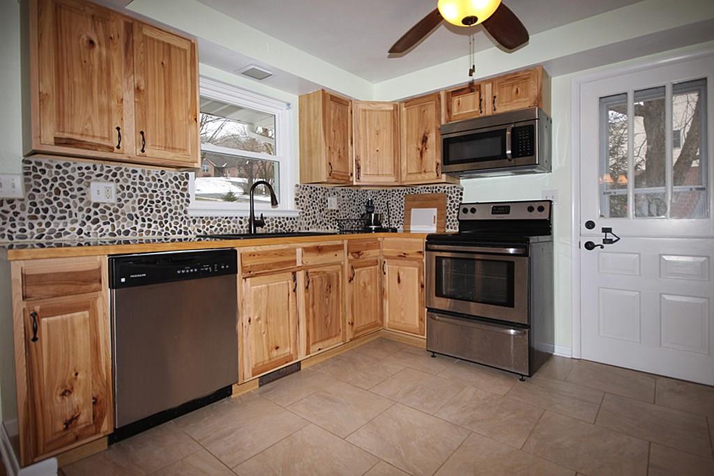 Stainless Steel appliances! 