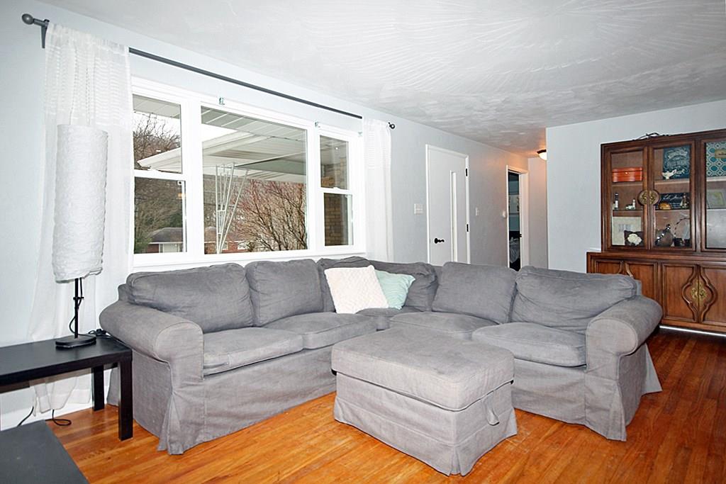 184 Bebout Road Venetia, PA 15367 - Photo 10 of 20 Brand New Windows!