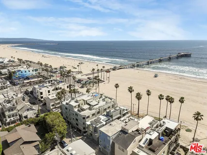 $29,900 | 2911 Ocean Front Walk, Venice, CA 90291