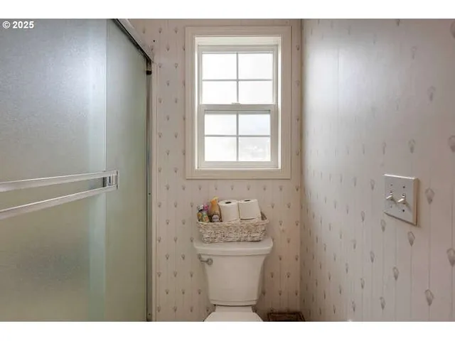 $399,000 | Undisclosed Address, Dallas, OR 97338