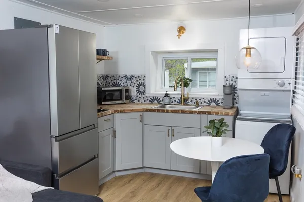 $99,500 | 5 Keystone Road, Holbrook, MA 02343