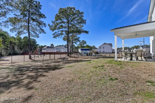 $429,500 | 302 Sumac Court, Sneads Ferry, NC 28460