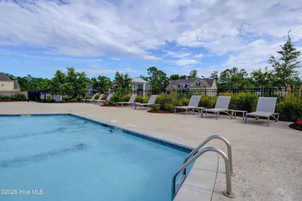 $429,500 | 302 Sumac Court, Sneads Ferry, NC 28460