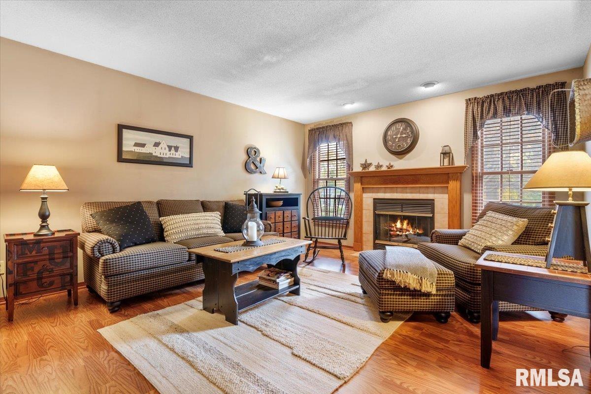1016 Community Drive Springfield, IL 62703 - Photo 17 of 45