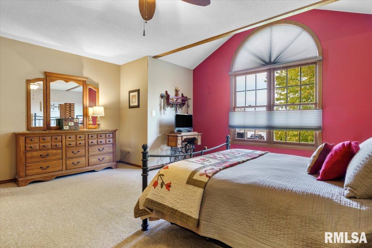 1016 Community Drive Springfield, IL 62703 - Photo 27 of 45