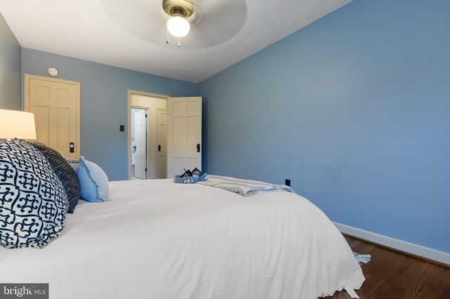 $250,000 | 20 Auburn Court, Unit A, Alexandria, VA 22305