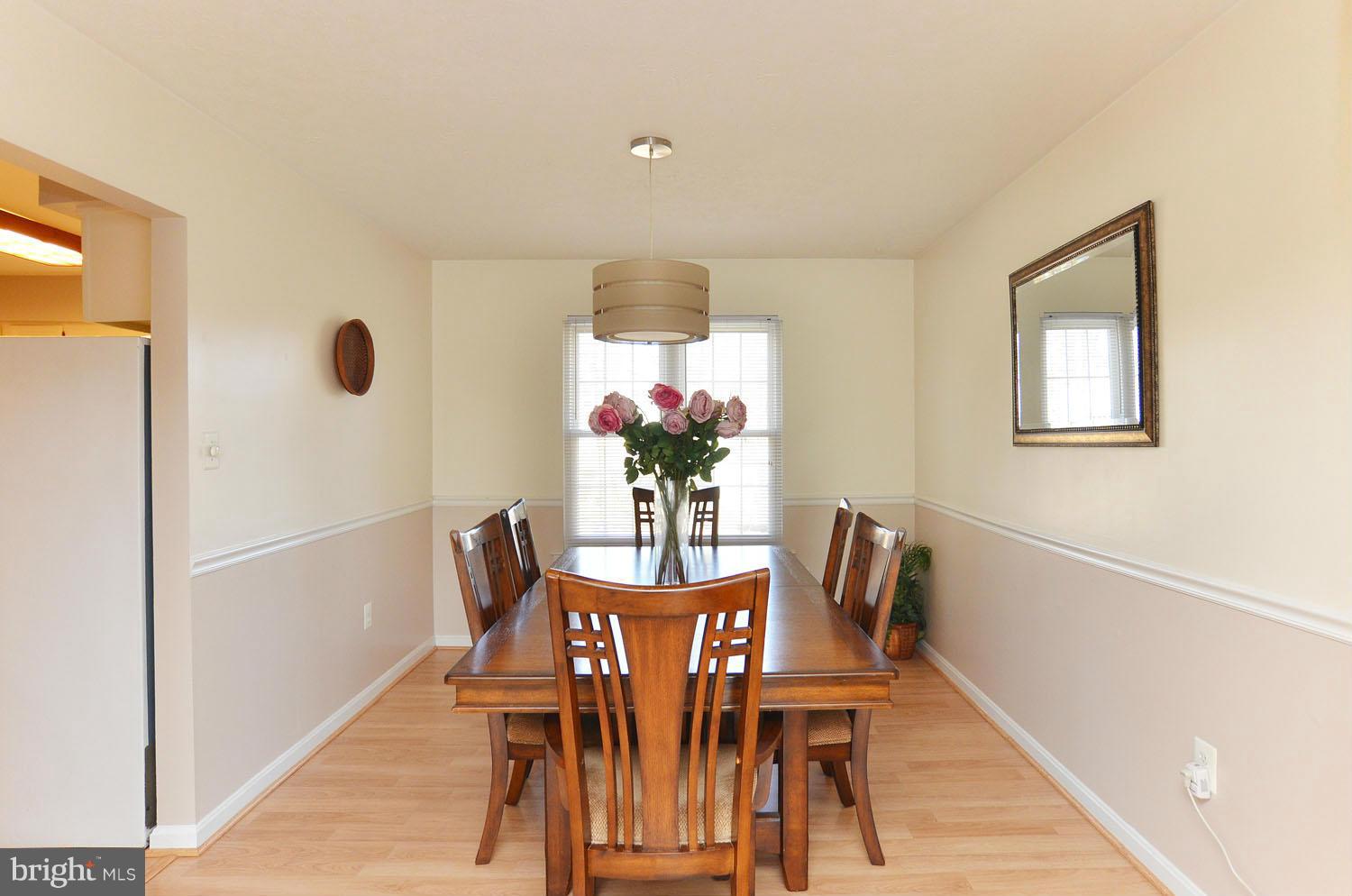 817 Potomac Ridge Court Sterling, VA 20164 - Photo 11 of 29 Dining Room