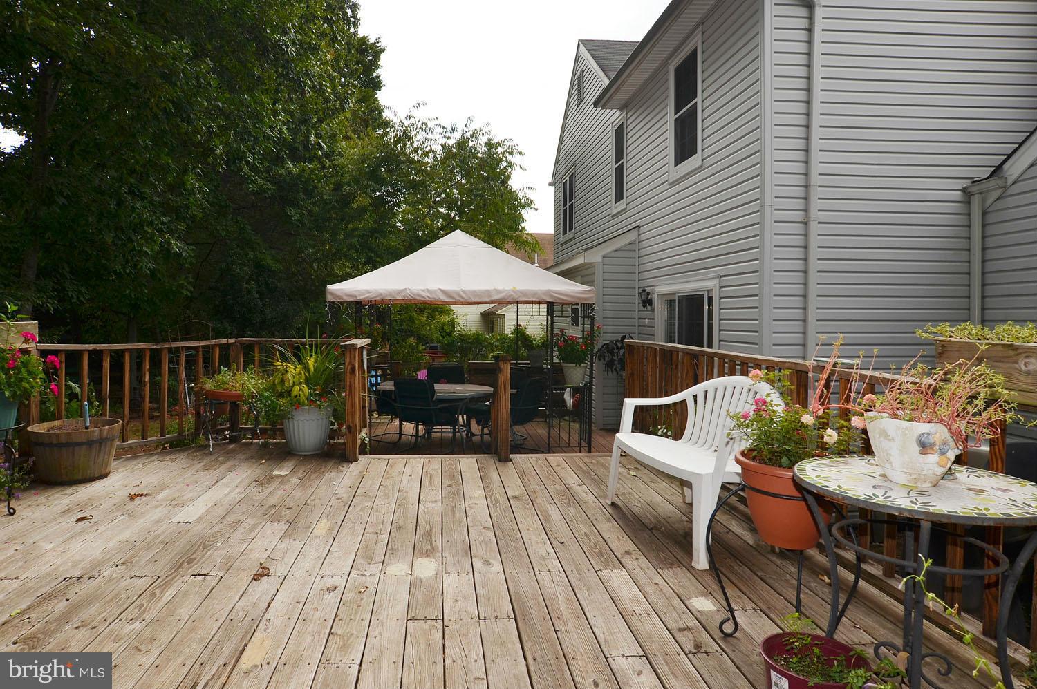 817 Potomac Ridge Court Sterling, VA 20164 - Photo 16 of 29 Deck
