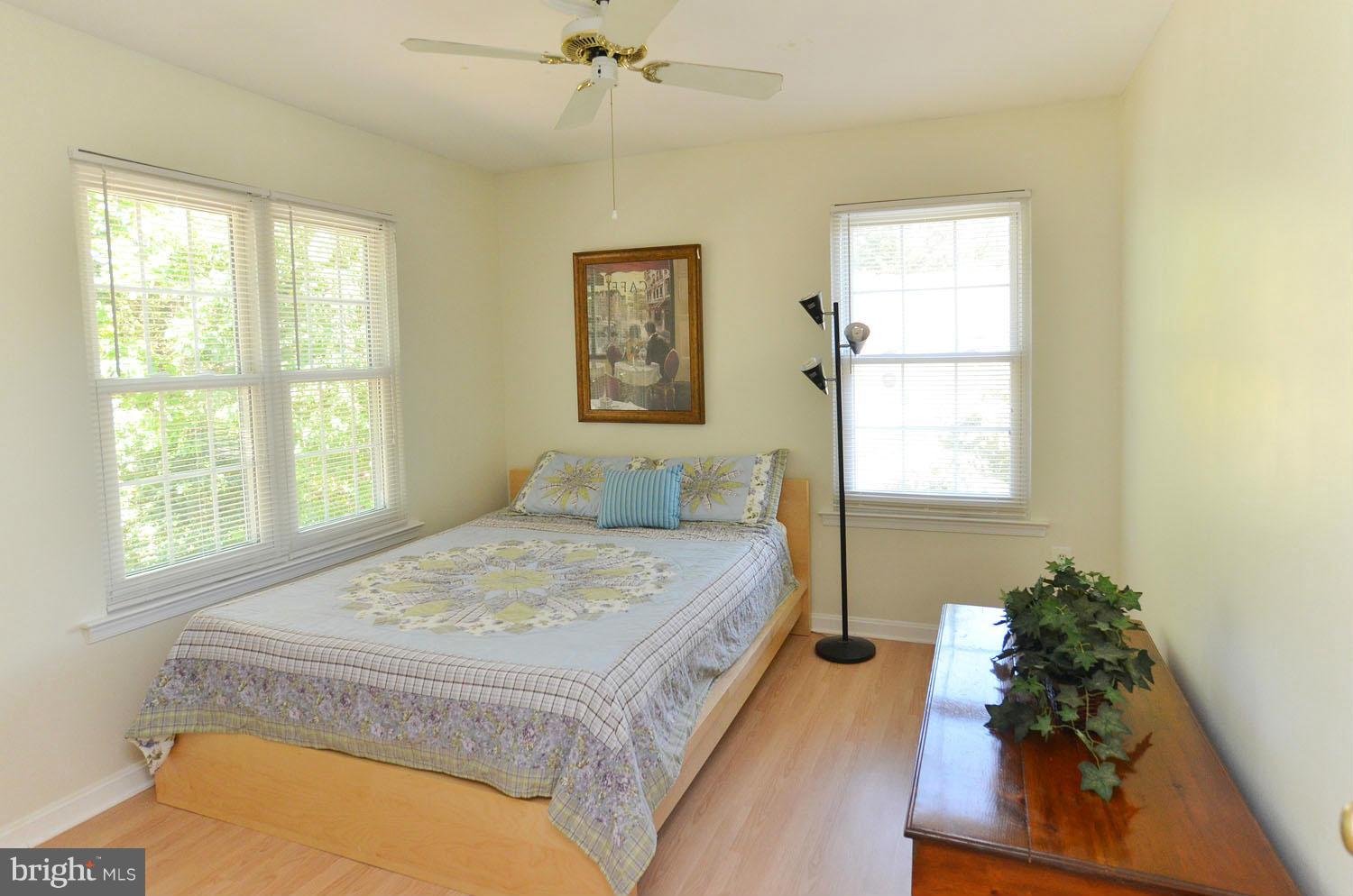 817 Potomac Ridge Court Sterling, VA 20164 - Photo 19 of 29 Bedroom