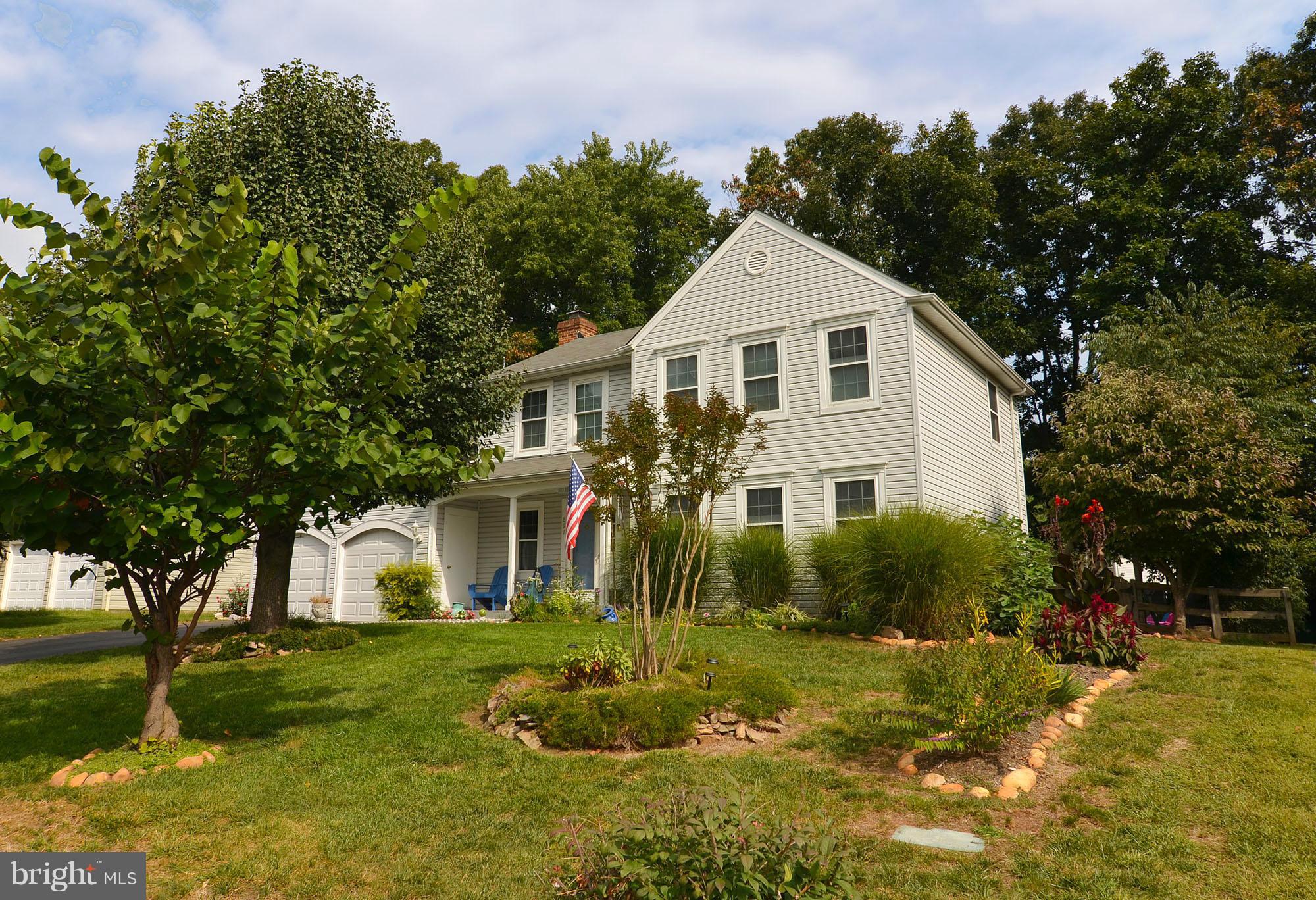 817 Potomac Ridge Court Sterling, VA 20164 - Photo 27 of 29 Exterior (Front)