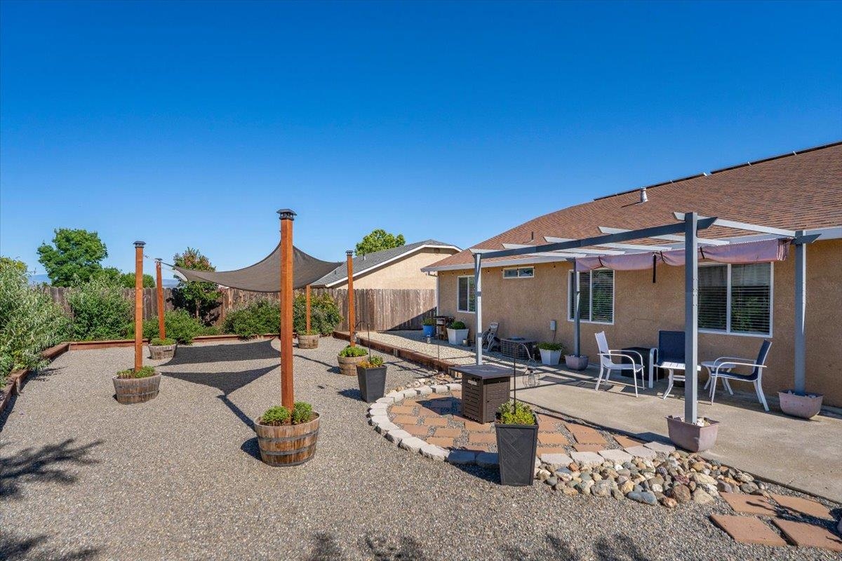 2110 Gentry Way Red Bluff, CA 96080 - Photo 38 of 47 a view of a terrace with sitting area