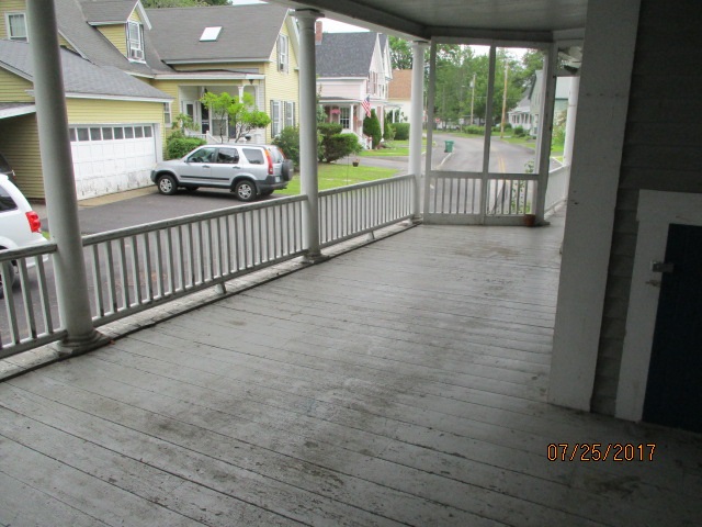 6 Catherine Street Rochester, NH 03867 - Photo 2 of 26
