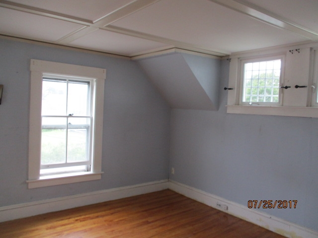 6 Catherine Street Rochester, NH 03867 - Photo 23 of 26