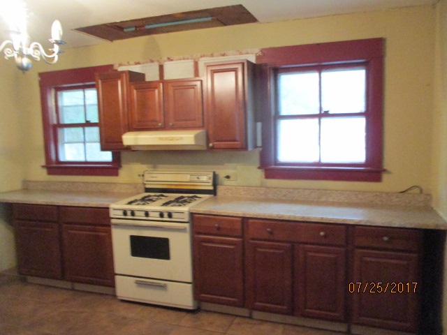 6 Catherine Street Rochester, NH 03867 - Photo 9 of 26