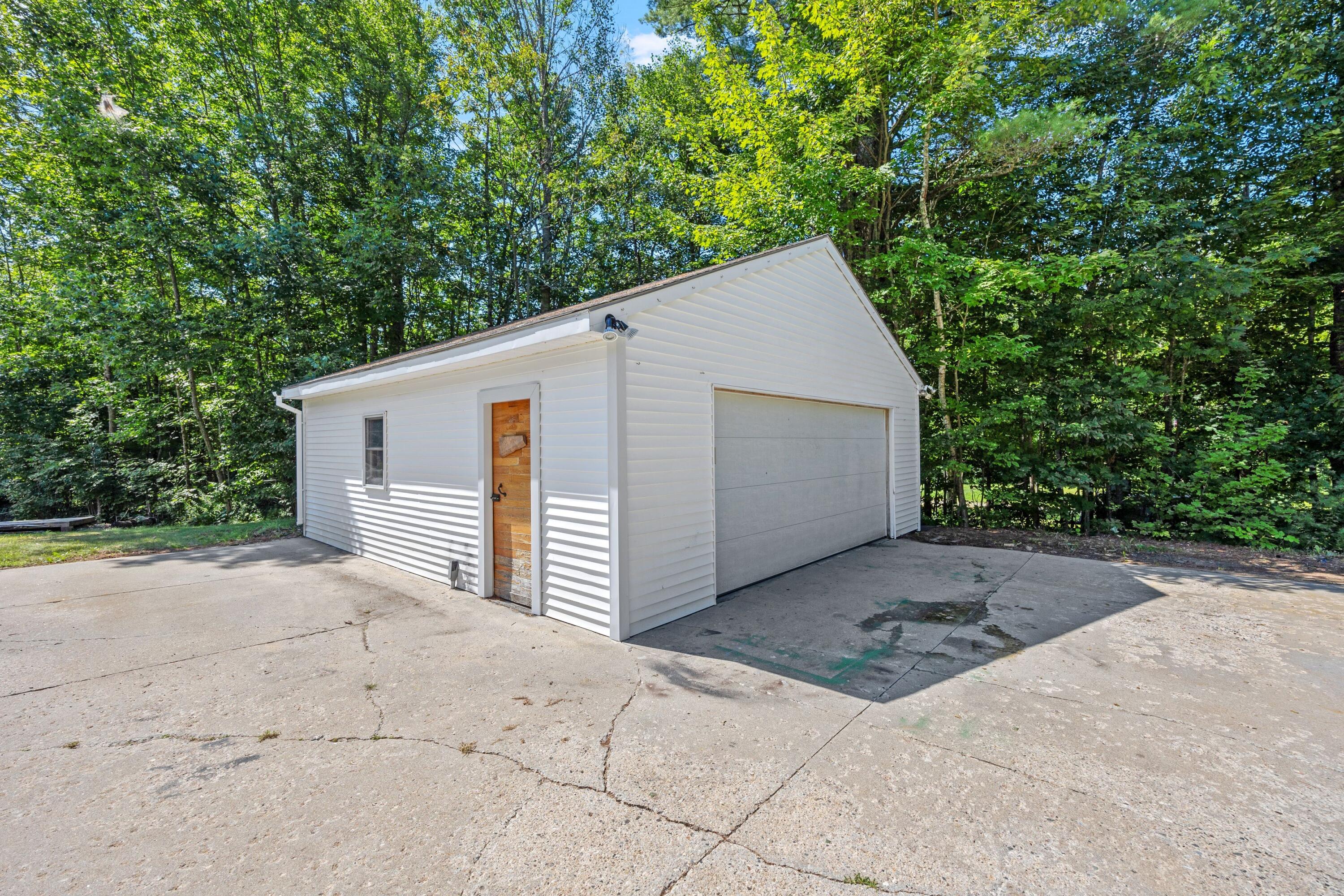 142 Lizotte Road Lebanon, ME 04027 - Photo 29 of 43 142 Lizotte Rd